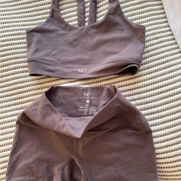 SET Active Pants - SET Active Bra and Leggings formcloud Set in smoke (Mauve Brown)